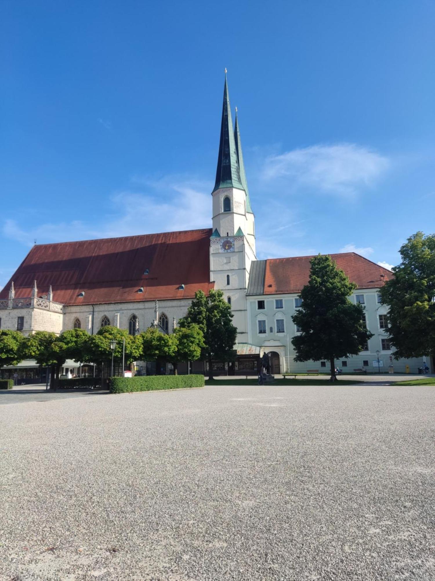 Ferienwohnung Enzian - Naehe Kapellplatz - Oeffentlicher Parkplatz - Aufzug Altötting Exteriör bild